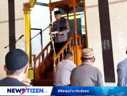 Safari Jumat: Personel Samapta Polda Gorontalo Makmurkan Masjid dan Berikan Bantuan Sosial