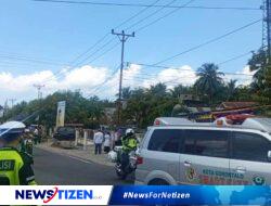 Kapolda Gorontalo Memastikan Kelancaran Arus Lalu Lintas dengan Pengawalan Ambulans pada Perayaan Lebaran Ketupat
