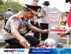 Wakapolri dan PJU Mabes Polri Ziarah dan Tabur Bunga ke TMP Kalibata Menyambut HUT Bhayangkara ke-78