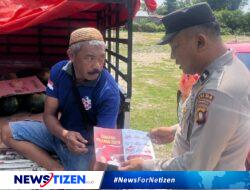 Bagikan Pamflet Kepada Masyarakat Satgas Preemtif Dit Binmas Polda Gorontalo Sosialisasikan Pilkada Damai