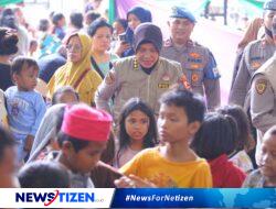 Polri Dirikan Dapur Lapangan dan Gelar Trauma Healing untuk Korban Kebakaran di Kebon Kosong