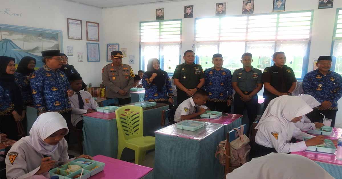 Launching Program Makan Gratis Bergizi di Kabupaten Gorontalo Utara