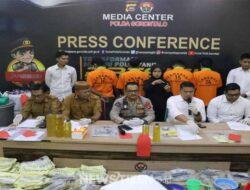 Ditreskrimsus Polda Gorontalo Bekuk Sindikat Minyak Goreng Oplosan