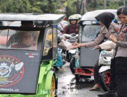 Bid Humas Polda Gorontalo bersama Insan Pers Berbagi Takjil