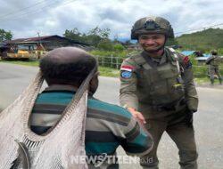 Patroli Humanis Ops Damai Cartenz-2025 Perkuat Keamanan dan Kedekatan dengan Warga di Oksibil