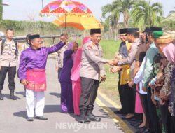 Sambutan Hangat untuk Kapolda Gorontalo yang Baru dengan Upacara Adat Mopotilolo