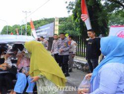 Polda Gorontalo dan Bhayangkari Berbagi Takjil, Perkuat Kebersamaan di Bulan Ramadhan