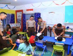 Langkah Kecil, Mimpi Besar; Taruna Akpol dan Rumah Baca Zhaffa Inspirasi Anak Jalanan