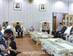 Kapolda Gorontalo Sambut Kunjungan Menteri Pendidikan Tinggi, Dorong Sinergi untuk Kemajuan Pendidikan dan Inovasi Teknologi