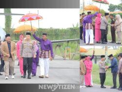 Adat Mopotilolo Warnai Penyambutan Kapolda Gorontalo Irjen Pol. Widodo