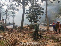 Bekas Tempat Pengolahan Minyak di Senori Tuban Terbakar, Diduga Akibat Percikan Api dari Knalpot Dump Truk